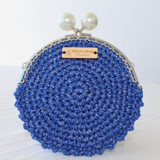 Pearl mouthpiece purse